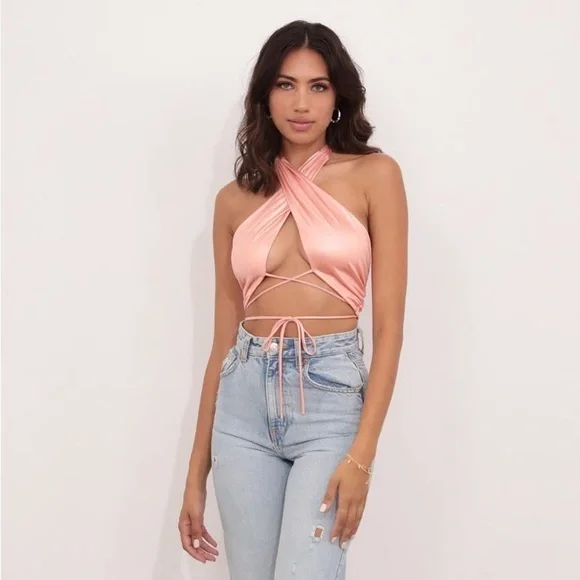 LUCY IN THE SKY Halter Top In Peach - Picture 4 of 6